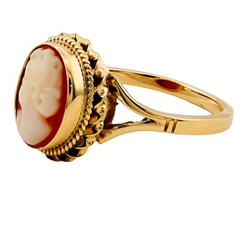 9ct gold Cameo Ring size M